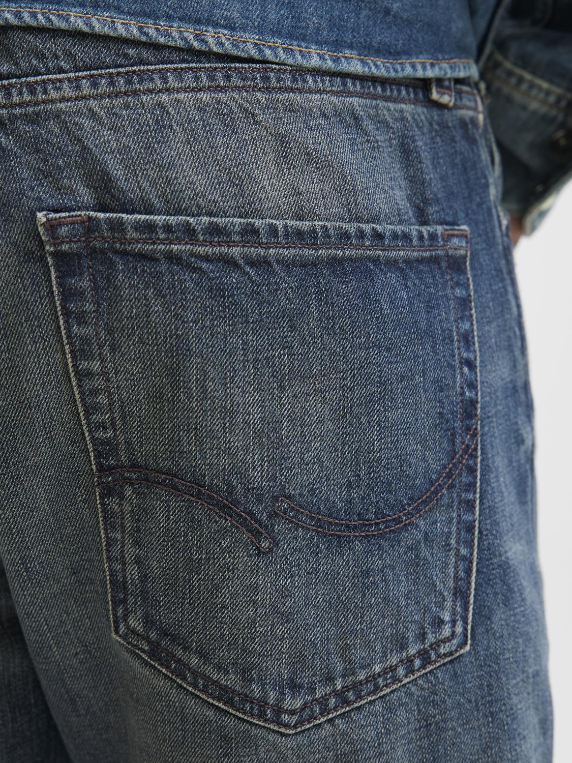 model_shot-detail